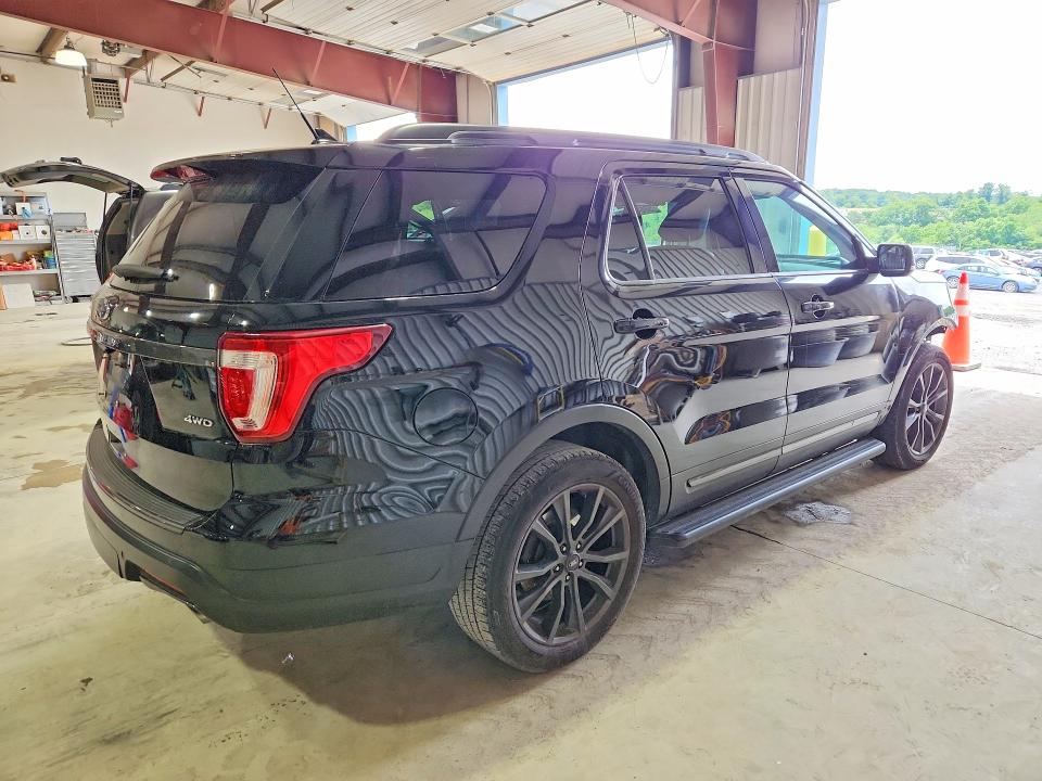 Продажа на аукционе авто 2018 Ford Explorer, vin: 1FM5K8D88JGB85823, номер лота: 58640276