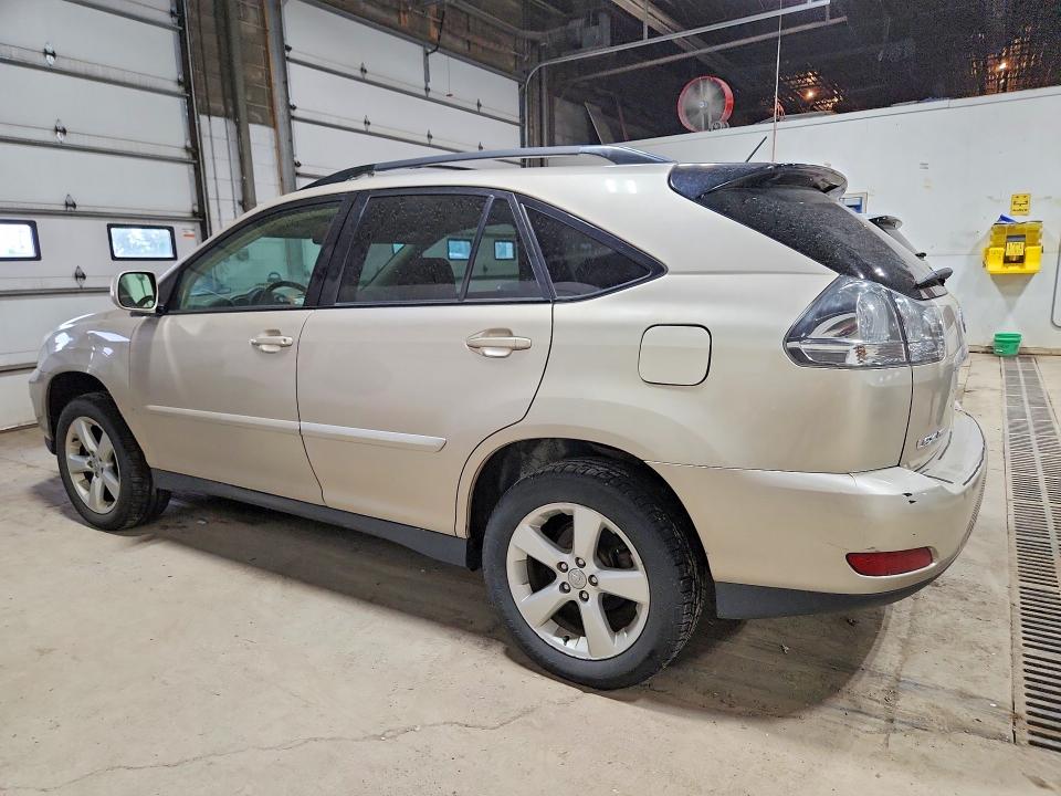58030526 :رقم المزاد ، 2T2HA31U75C056237 vin ، 2005 Lexus Rx مزاد بيع