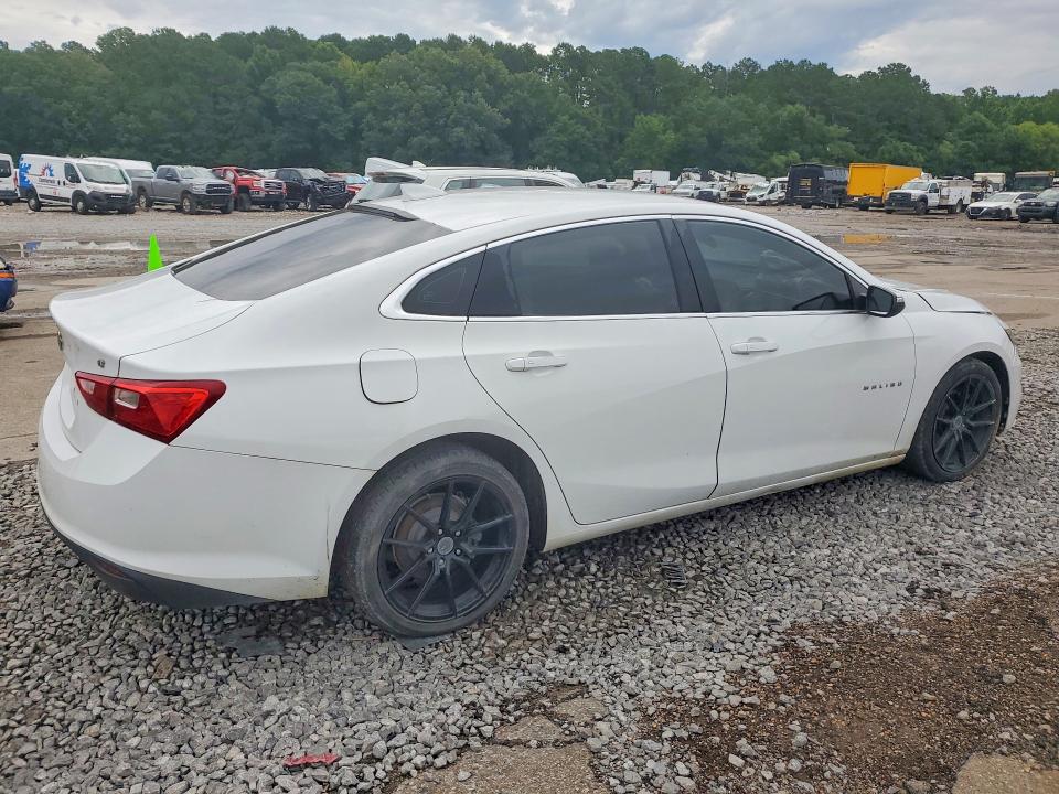 57689676 :رقم المزاد ، 1G1ZD5ST7JF183792 vin ، 2018 Chevrolet Malibu مزاد بيع