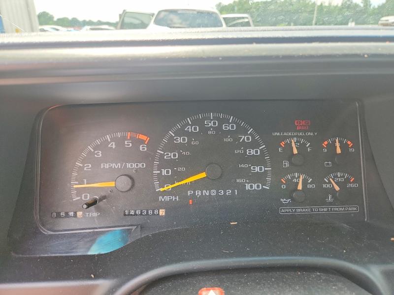 55583796 :رقم المزاد ، 2GCEC19R4T1215717 vin ، 1996 Chevrolet Gmt-400 مزاد بيع