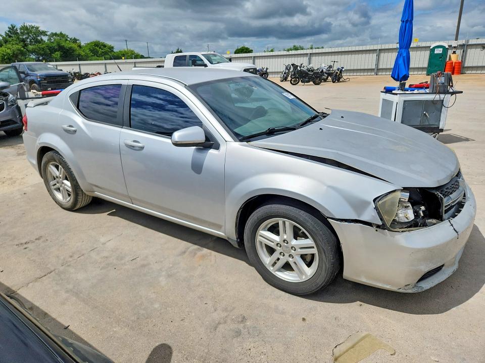 56966146 :رقم المزاد ، 1B3BD1FB3BN501998 vin ، 2011 Dodge Avenger مزاد بيع