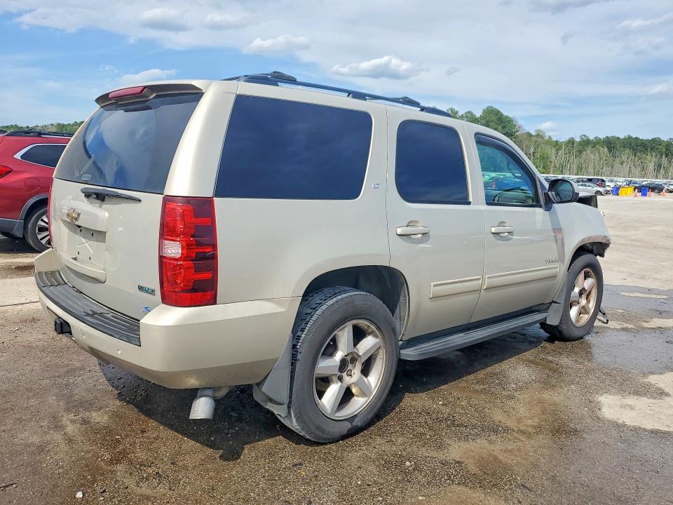 57383036 :رقم المزاد ، 1GNSCBE00BR105440 vin ، 2011 Chevrolet Tahoe مزاد بيع