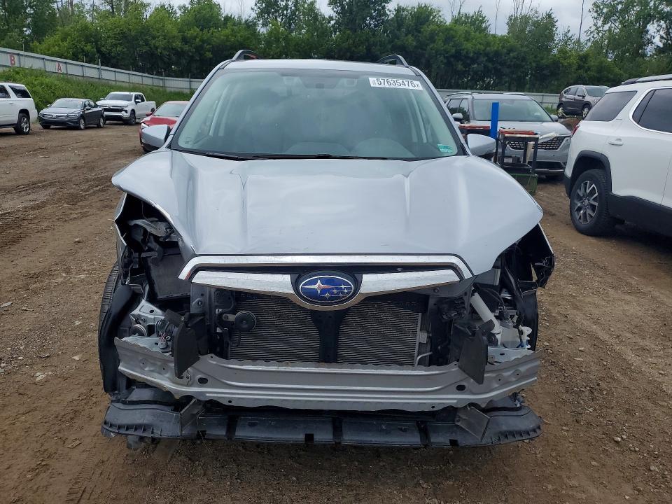 57635476 :رقم المزاد ، JF2SKAUC8MH560886 vin ، 2021 Subaru Forester مزاد بيع