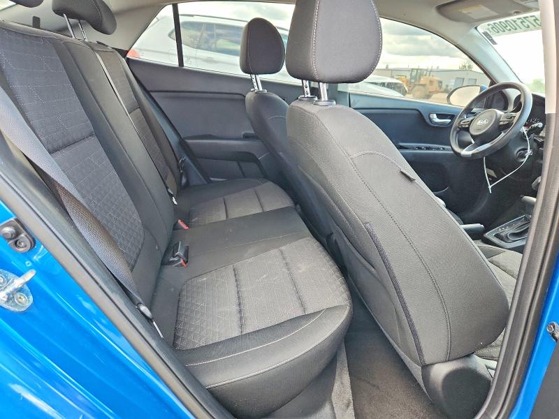 2021 Kia Rio მანქანა იყიდება აუქციონზე, vin: 3KPA24AD1ME393589, აუქციონის ნომერი: 57510906