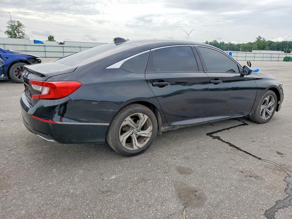 Продажа на аукционе авто 2018 Honda Accord, vin: 1HGCV1F43JA161454, номер лота: 59124256