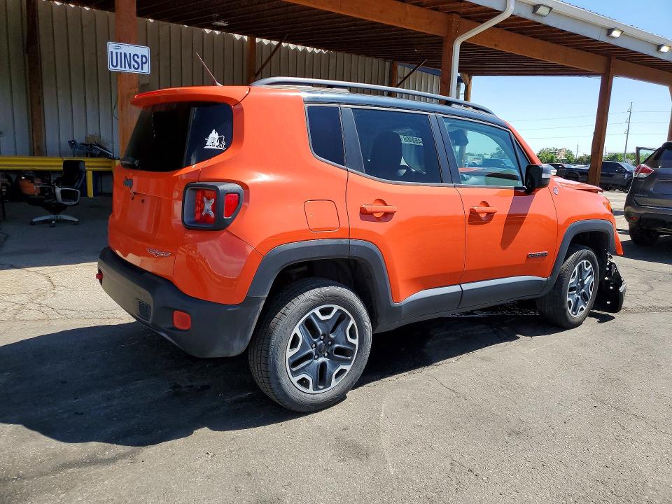 2017 Jeep Renegade მანქანა იყიდება აუქციონზე, vin: ZACCJBCB8HPE52464, აუქციონის ნომერი: 56453406