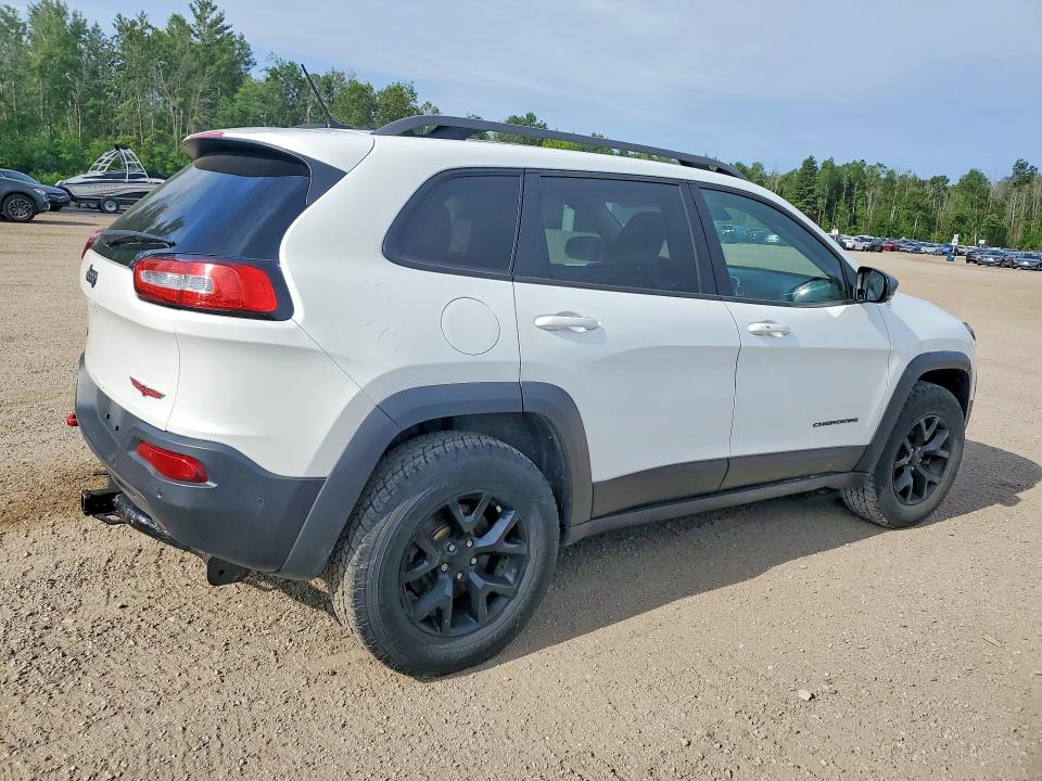 58304916 :رقم المزاد ، 1C4PJMBS4FW623791 vin ، 2015 Jeep Cherokee مزاد بيع