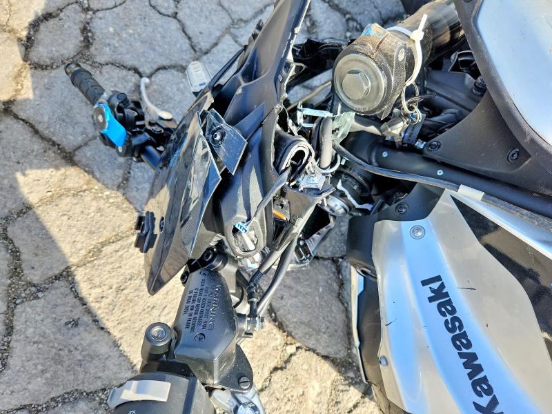 Продажа на аукционе авто 2025 Kawasaki Zr900, vin: ML5ZRDS11SDA04836, номер лота: 58424346