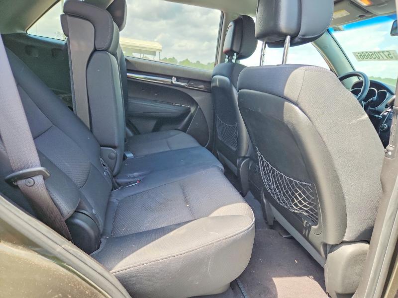 2011 Kia Sorento მანქანა იყიდება აუქციონზე, vin: 5XYKT3A11BG106236, აუქციონის ნომერი: 57705666