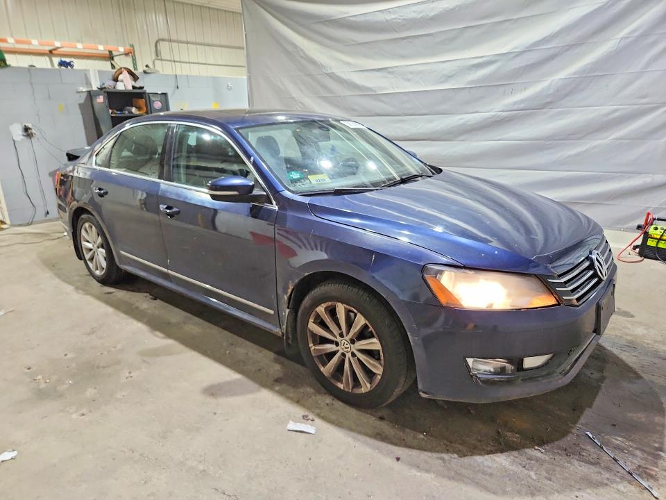 58724996 :رقم المزاد ، 1VWCP7A38DC069031 vin ، 2013 Volkswagen Passat مزاد بيع