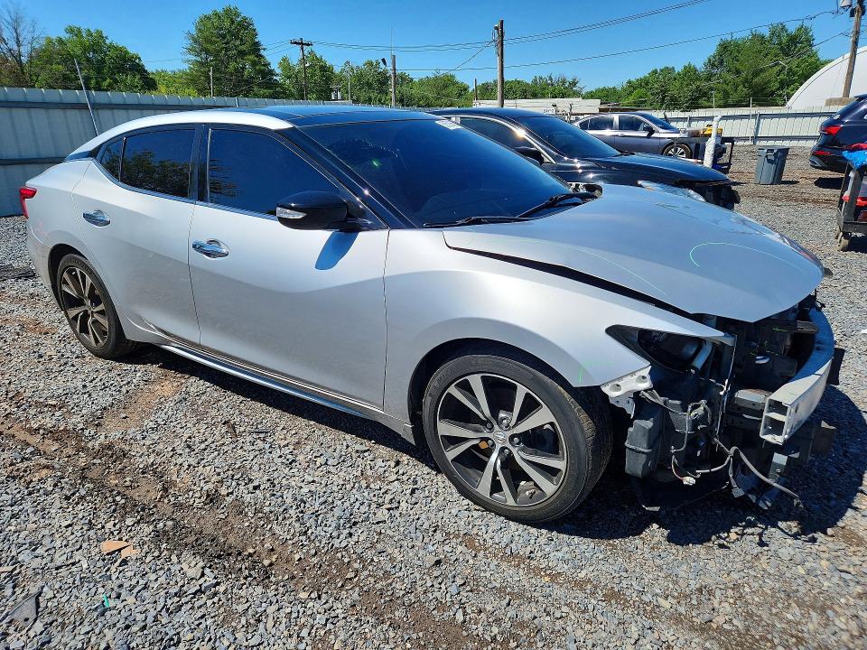 58526506 :رقم المزاد ، 1N4AA6AP9JC395477 vin ، 2018 Nissan Maxima مزاد بيع