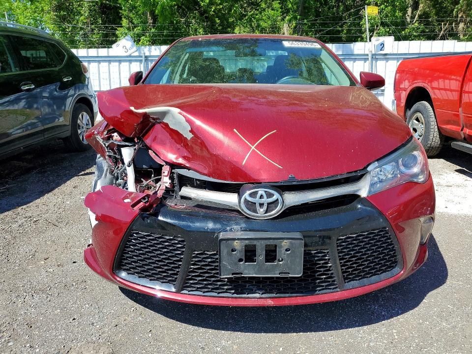 2016 Toyota Camry მანქანა იყიდება აუქციონზე, vin: 4T1BF1FK6GU557693, აუქციონის ნომერი: 56339496