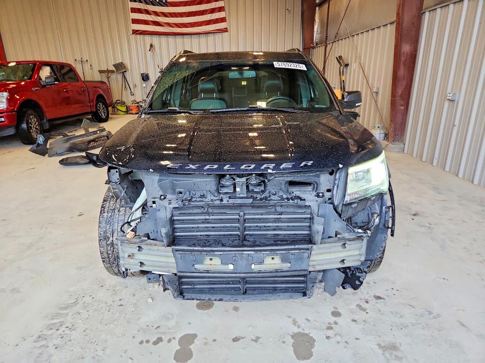 2017 Ford Explorer მანქანა იყიდება აუქციონზე, vin: 1FM5K8D81HGA92460, აუქციონის ნომერი: 57692326