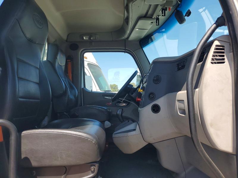 Продаж на аукціоні авто 2018 Peterbilt 579, vin: 1XPBD49X7JD479045, номер лоту: 57912006