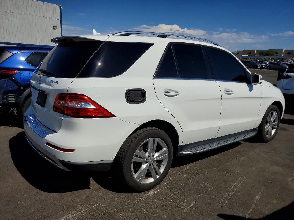Auction sale of the 2015 Mercedes-benz Ml, vin: 4JGDA5JBXFA618825, lot number: 58918166