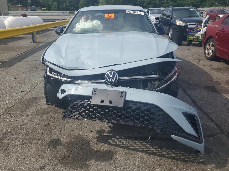 2025 Volkswagen Jetta მანქანა იყიდება აუქციონზე, vin: 3VWBX7BU0SM032358, აუქციონის ნომერი: 57937316