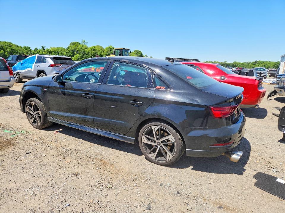 55754896 :رقم المزاد ، WAUBEGFF8LA105475 vin ، 2020 Audi A3 مزاد بيع