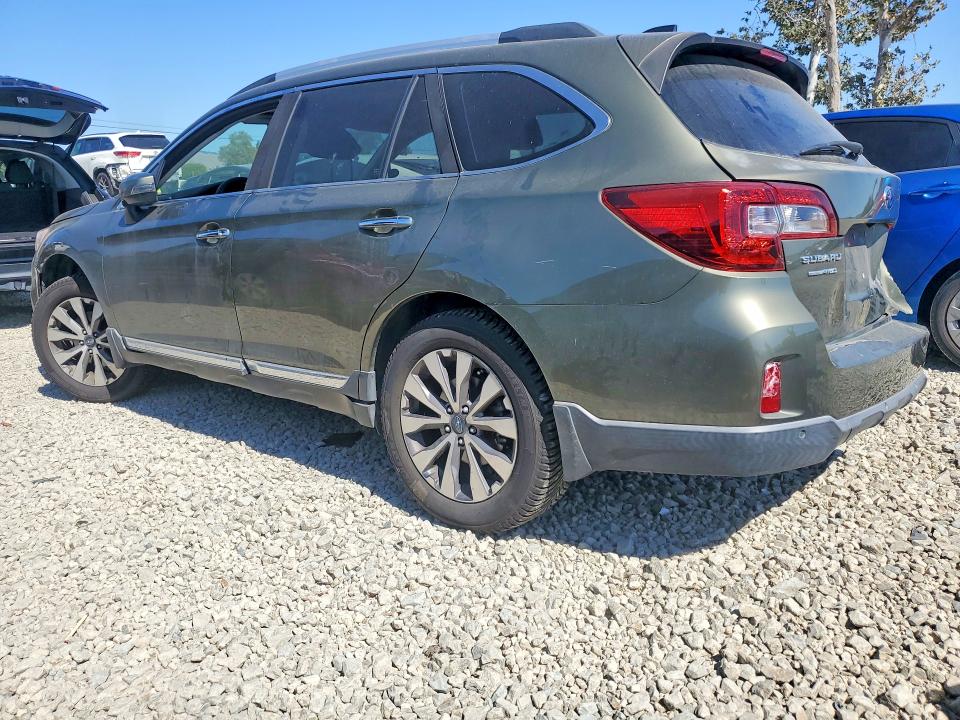 56648836 :رقم المزاد ، 4S4BSATCXH3429263 vin ، 2017 Subaru Outback مزاد بيع