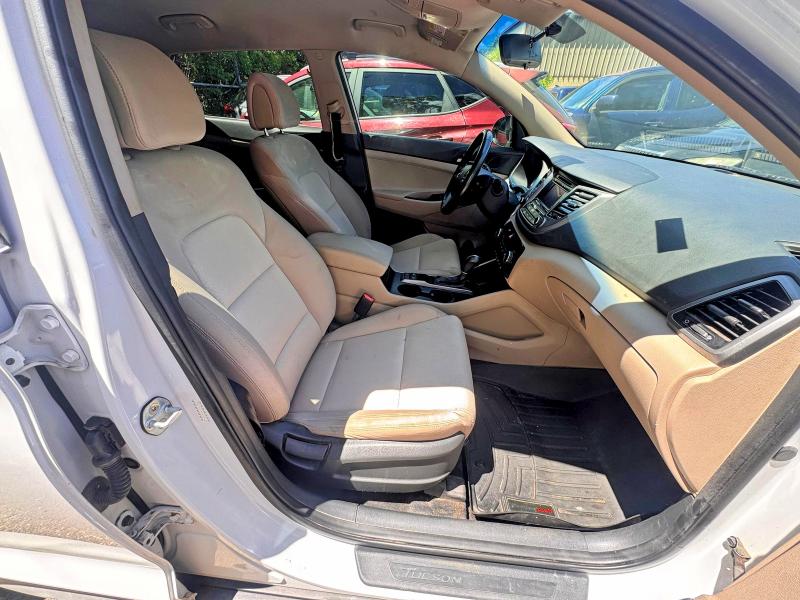85769395 :رقم المزاد ، KM8J3CA27HU466795 vin ، 2017 Hyundai Tucson مزاد بيع