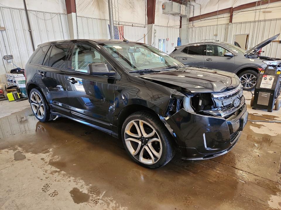 2011 Ford Edge მანქანა იყიდება აუქციონზე, vin: 2FMDK4AKXBBA33197, აუქციონის ნომერი: 57130276