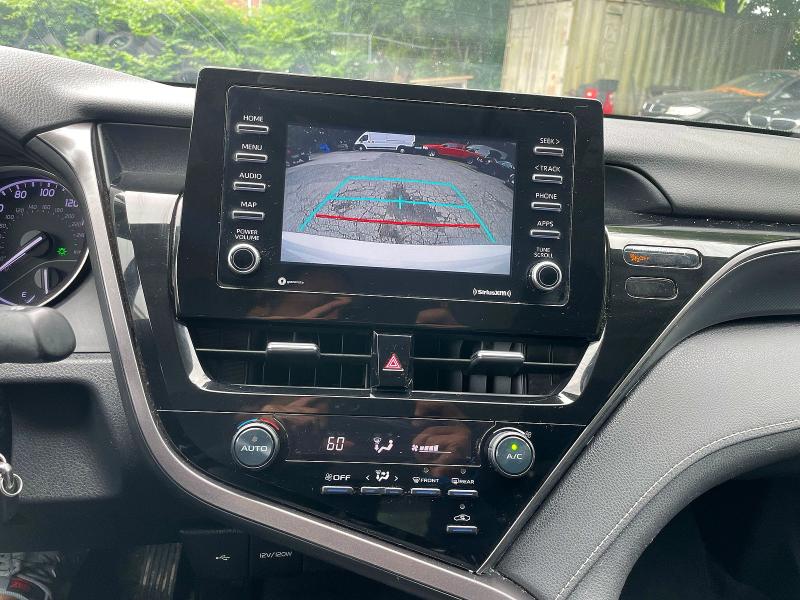 59005666 :رقم المزاد ، 4T1G11AK6MU5588 vin ، 2021 Toyota Camry مزاد بيع