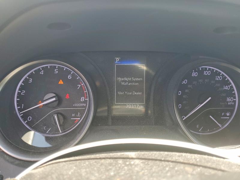 58712556 :رقم المزاد ، 4T1G11AK0NU652226 vin ، 2022 Toyota Camry مزاد بيع