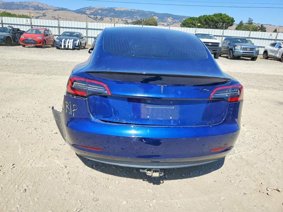 Продажа на аукционе авто 2018 Tesla Model 3, vin: 5YJ3E1EA0JF076522, номер лота: 57001906