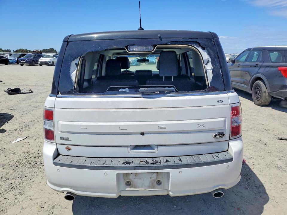 59201006 :رقم المزاد ، 2FMGK5C82FBA07882 vin ، 2015 Ford Flex مزاد بيع