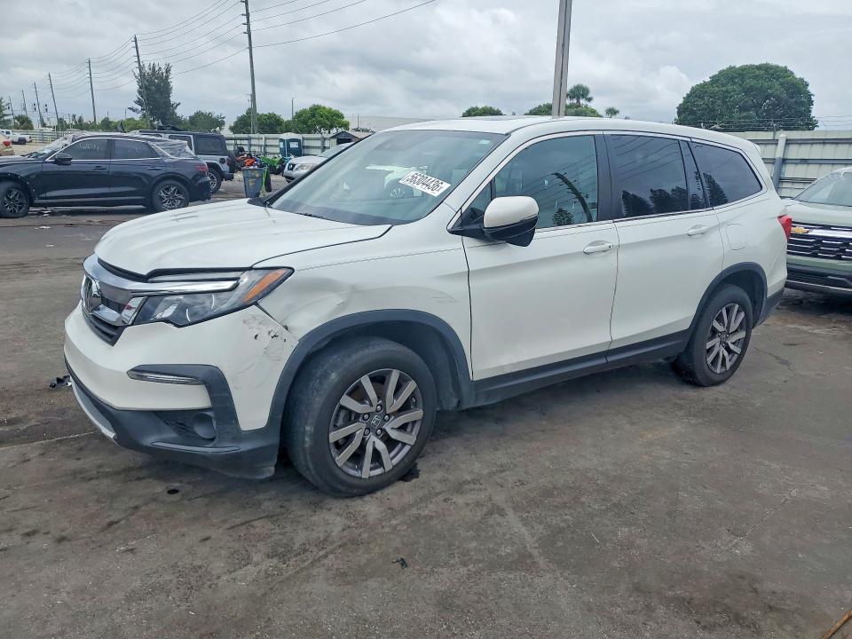 Продаж на аукціоні авто 2021 Honda Pilot, vin: 5FNYF5H58MB044785, номер лоту: 56304436
