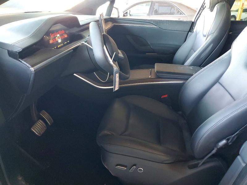 57268176 :رقم المزاد ، 7SAXCBE51PF385766 vin ، 2023 Tesla Model X مزاد بيع
