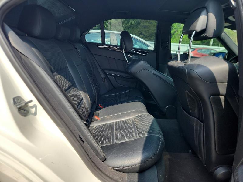 56787226 :رقم المزاد ، WDDHF7HBXAA117067 vin ، 2010 Mercedes-benz E مزاد بيع