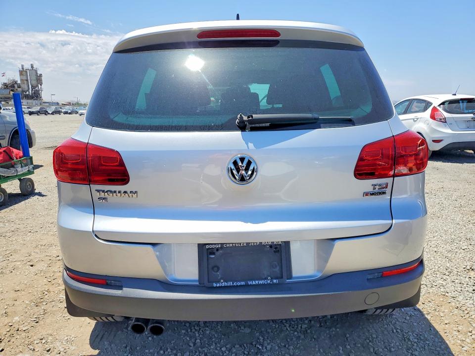 58888086 :رقم المزاد ، WVGBV7AX2GW576013 vin ، 2016 Volkswagen Tiguan مزاد بيع