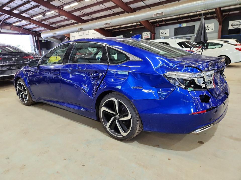 Продажа на аукционе авто 2018 Honda Accord, vin: 1HGCV1F33JA139705, номер лота: 55425046