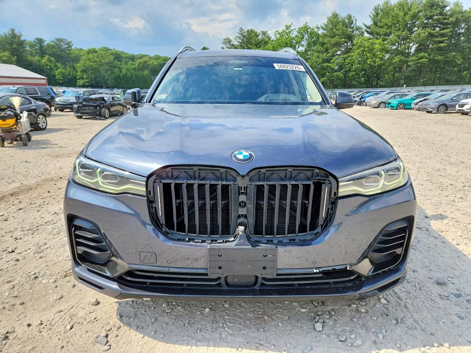 58825226 :رقم المزاد ، 5UXCW2C0XM9E68517 vin ، 2021 Bmw X7 مزاد بيع