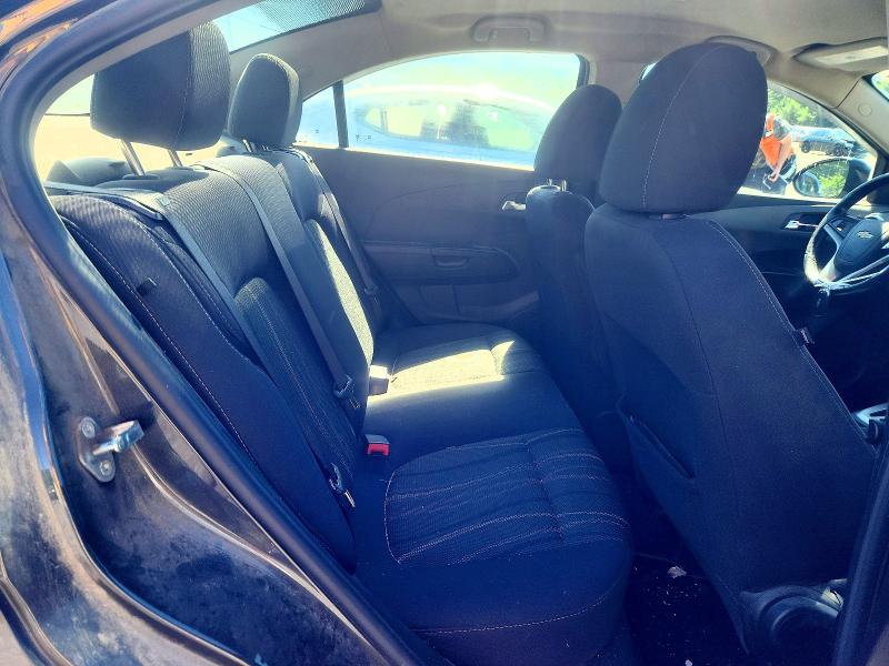 56214736 :رقم المزاد ، 1G1JD5SB7L4100509 vin ، 2020 Chevrolet Sonic مزاد بيع