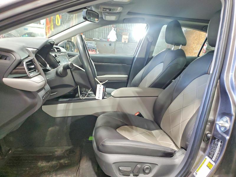 2019 Toyota Camry მანქანა იყიდება აუქციონზე, vin: 4T1B11HK2KU791365, აუქციონის ნომერი: 55909136