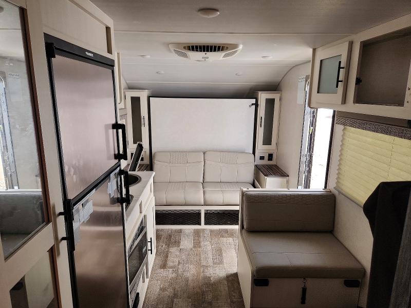 2021 Forest River Sier Recreational Vehicle (rv) მანქანა იყიდება აუქციონზე, vin: 4X4TRPU19MB025577, აუქციონის ნომერი: 56550656