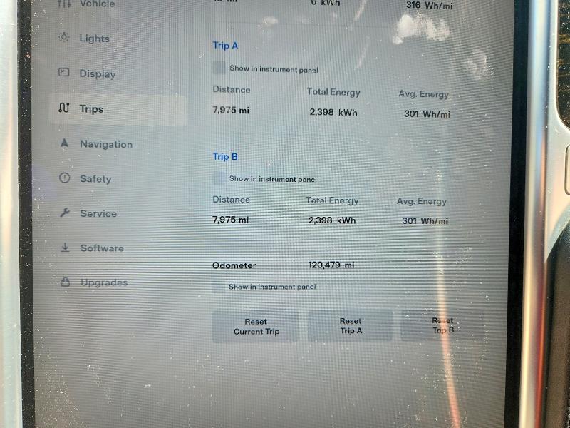 55319196 :رقم المزاد ، 5YJSA1E29JF234243 vin ، 2018 Tesla Model S مزاد بيع