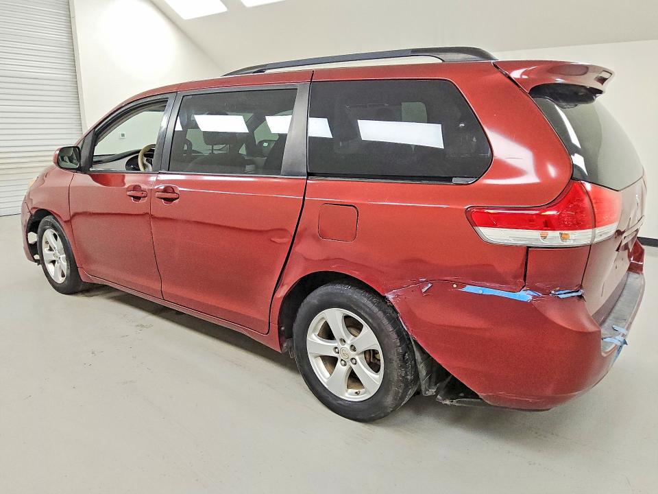 2014 Toyota Sienna მანქანა იყიდება აუქციონზე, vin: 5TDKK3DC5ES456430, აუქციონის ნომერი: 54731296