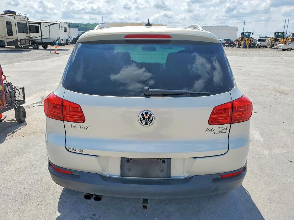 Aukcja sprzedaży 2015 Volkswagen Tiguan, vin: WVGBV7AXXFW568983, numer aukcji: 55656636