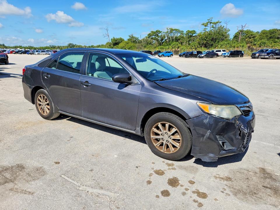 2014 Toyota Camry მანქანა იყიდება აუქციონზე, vin: 4T4BF1FK0ER373434, აუქციონის ნომერი: 56302156