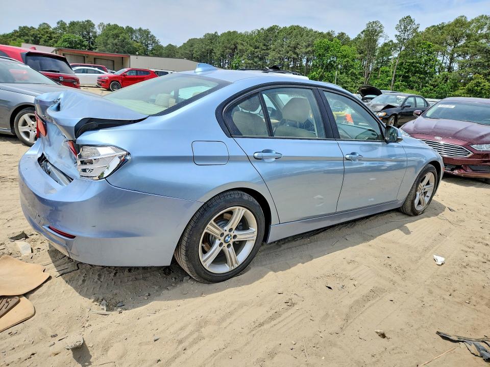 2014 Bmw 320 მანქანა იყიდება აუქციონზე, vin: WBA3C3C54EF985904, აუქციონის ნომერი: 56408536