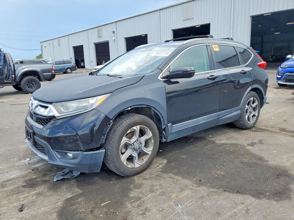 59087726 :رقم المزاد ، 7FARW1H52HE022112 vin ، 2017 Honda Cr-v مزاد بيع