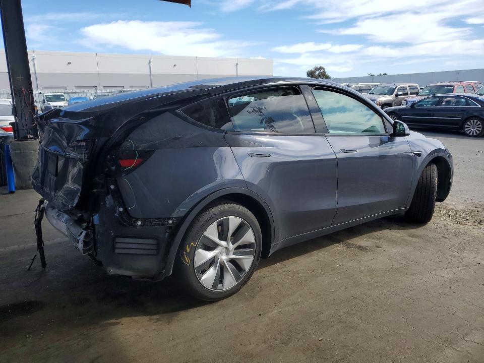 Продажа на аукционе авто 2023 Tesla Model Y, vin: 7SAYGDEE5PF823161, номер лота: 59132846