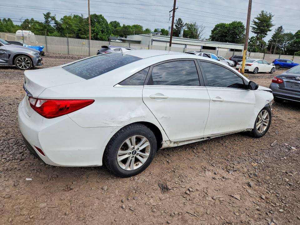 56551836 :رقم المزاد ، 5NPEB4ACXEH837414 vin ، 2014 Hyundai Sonata مزاد بيع