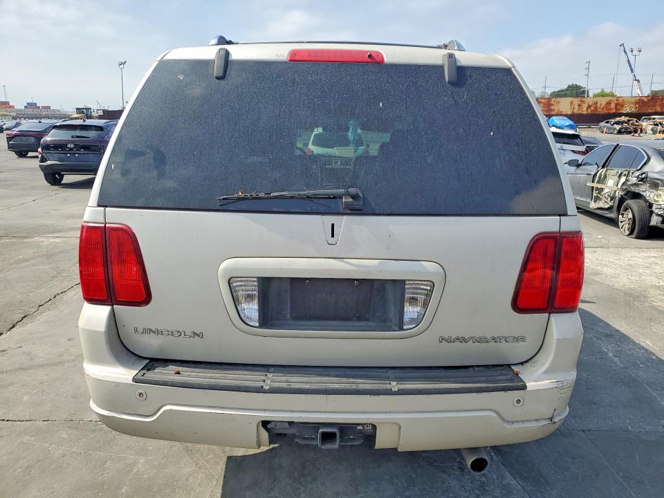 55433366 :رقم المزاد ، 5LMFU27506LJ15693 vin ، 2006 Linc Navigator Ultimate مزاد بيع