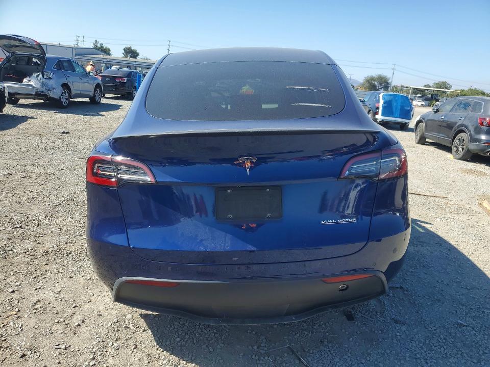Продажа на аукционе авто 2021 Tesla Model Y, vin: 5YJYGDEFXMF215864, номер лота: 54007496