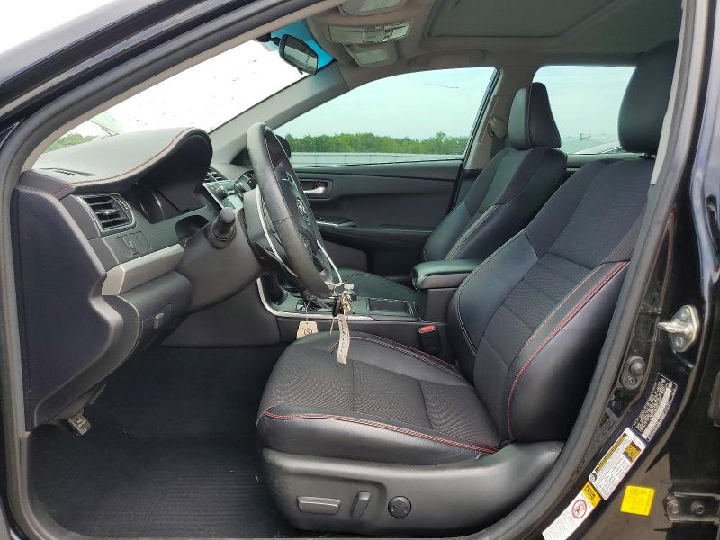 56556826 :رقم المزاد ، 4T1BF1FK6HU316931 vin ، 2017 Toyota Camry مزاد بيع