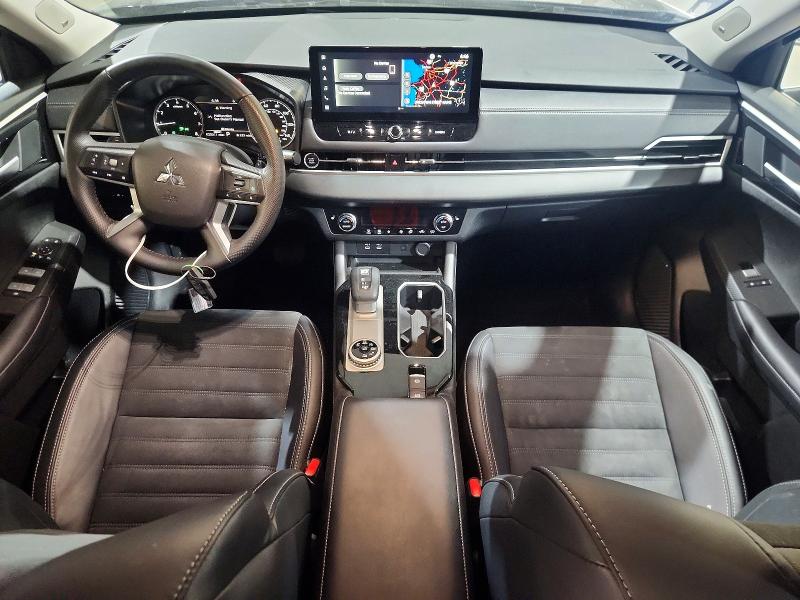 Продаж на аукціоні авто 2025 Mitsubishi Outlander, vin: JA4J4VA80SZ047614, номер лоту: 56692726