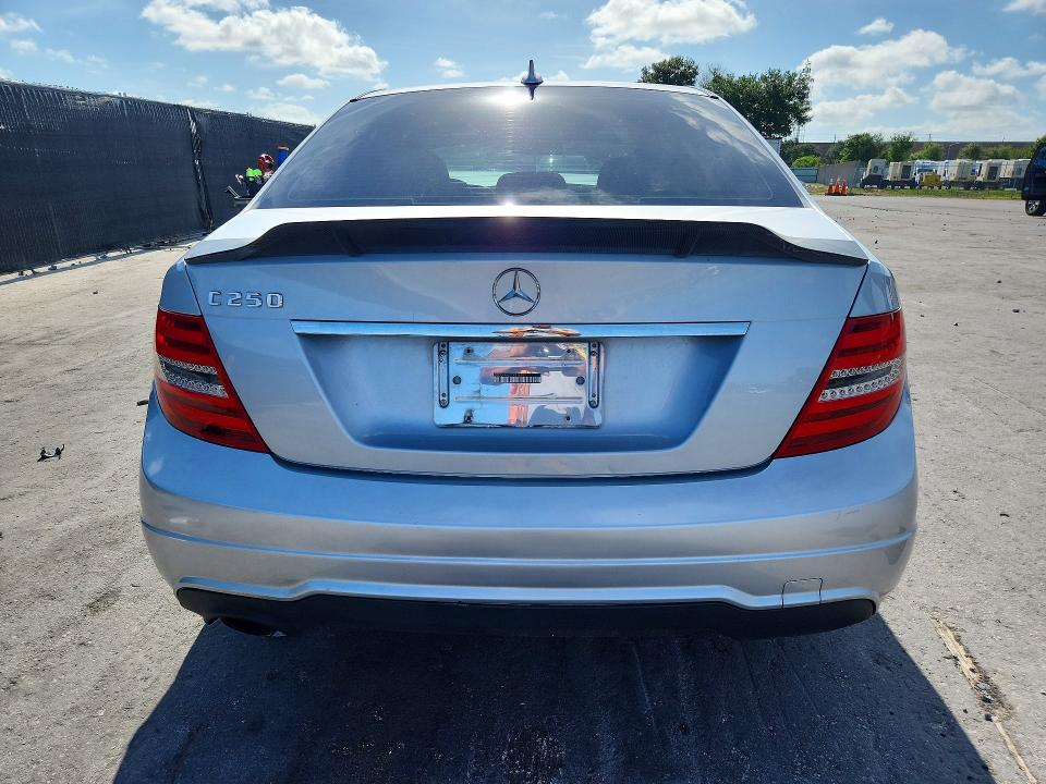 Aukcja sprzedaży 2012 Mercedes-benz C, vin: WDDGF4HB2CR216187, numer aukcji: 57296576